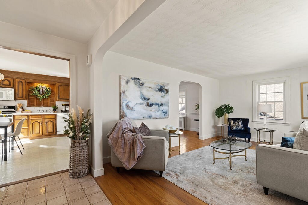 52 Summit Road Medford, MA 02155 - Photo 8 of 31 Gallery Image 8