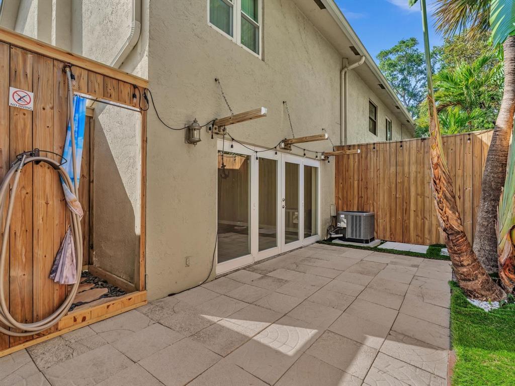 499 Southeast 13th Street, Unit 8E Fort Lauderdale, FL 33316 - Photo 3 of 34 a view of a storage & utility room