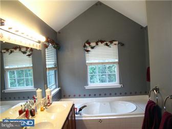 2875 Pruss Hill Road Pottstown, PA 19464 - Photo 8 of 12 Bathroom