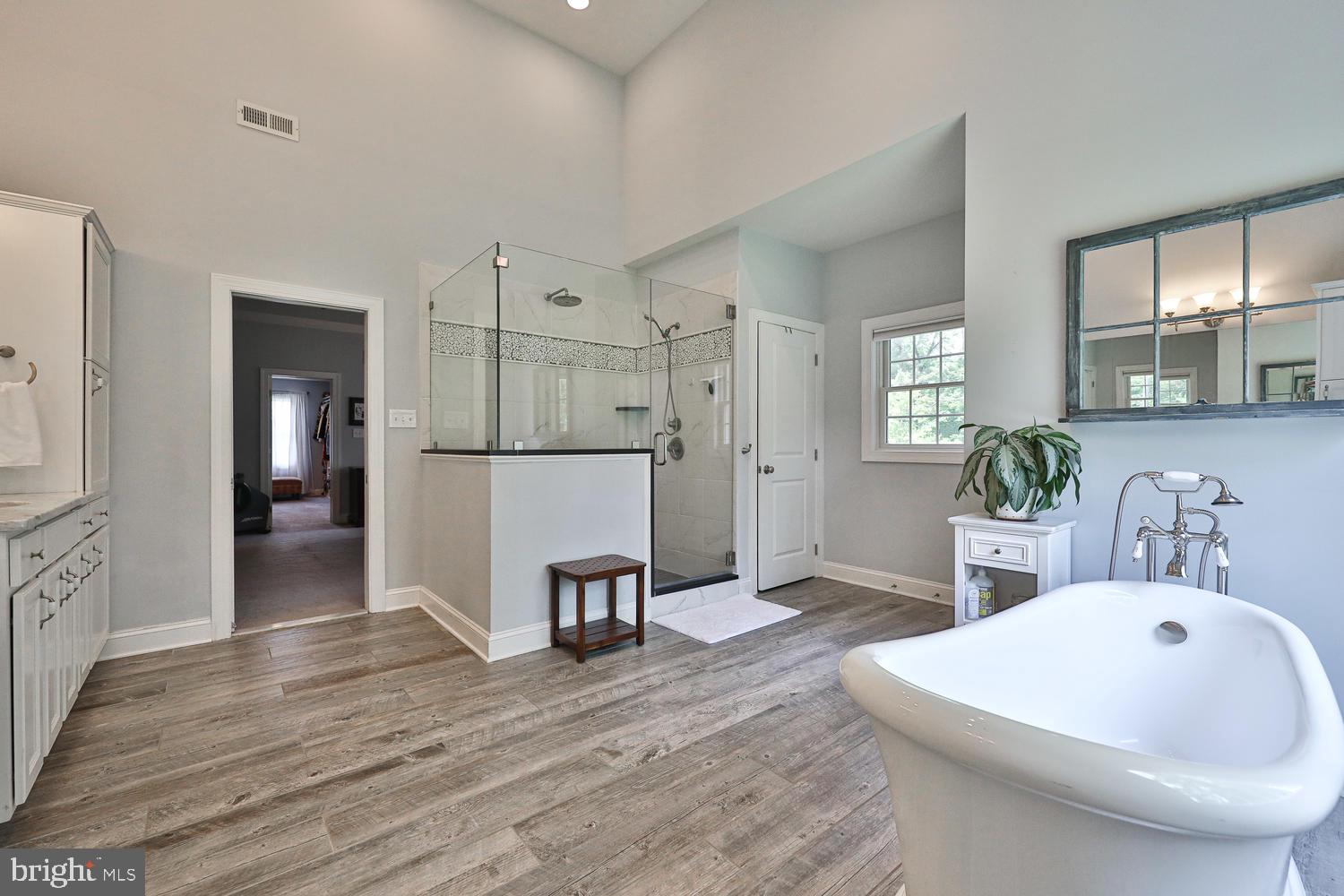 420 Ambler Road Fort Washington, PA 19034 - Photo 24 of 36 Stall Shower