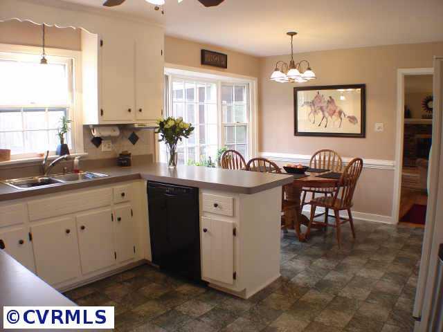 Other - Eat-in kitchen, bay window,