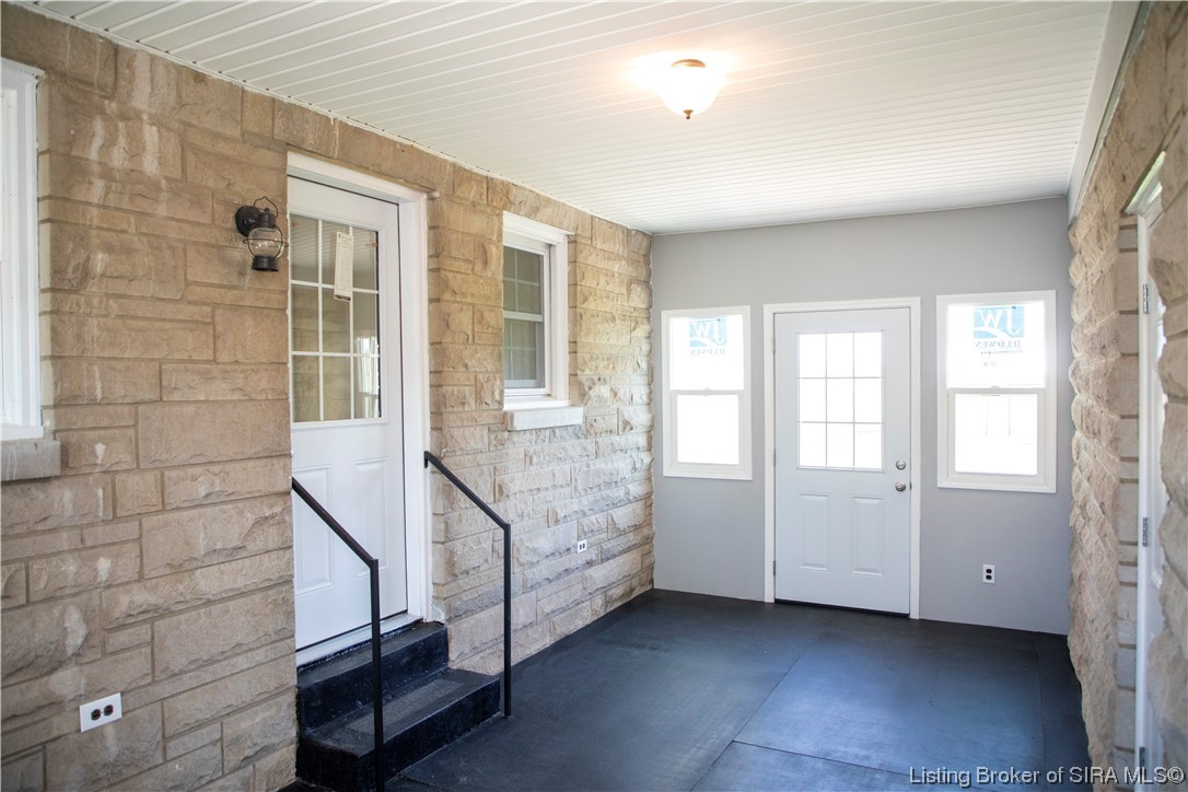 5356 Scottsville Road Floyds Knobs, IN 47119 - Photo 15 of 22