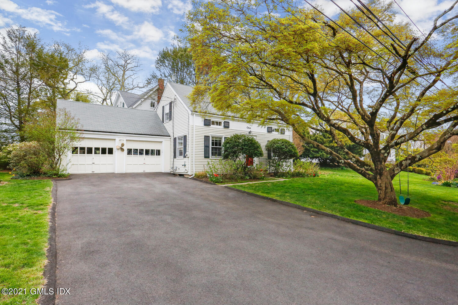 1 Palmer Lane Riverside, CT 06878 - Photo 2 of 15 Exterior 2
