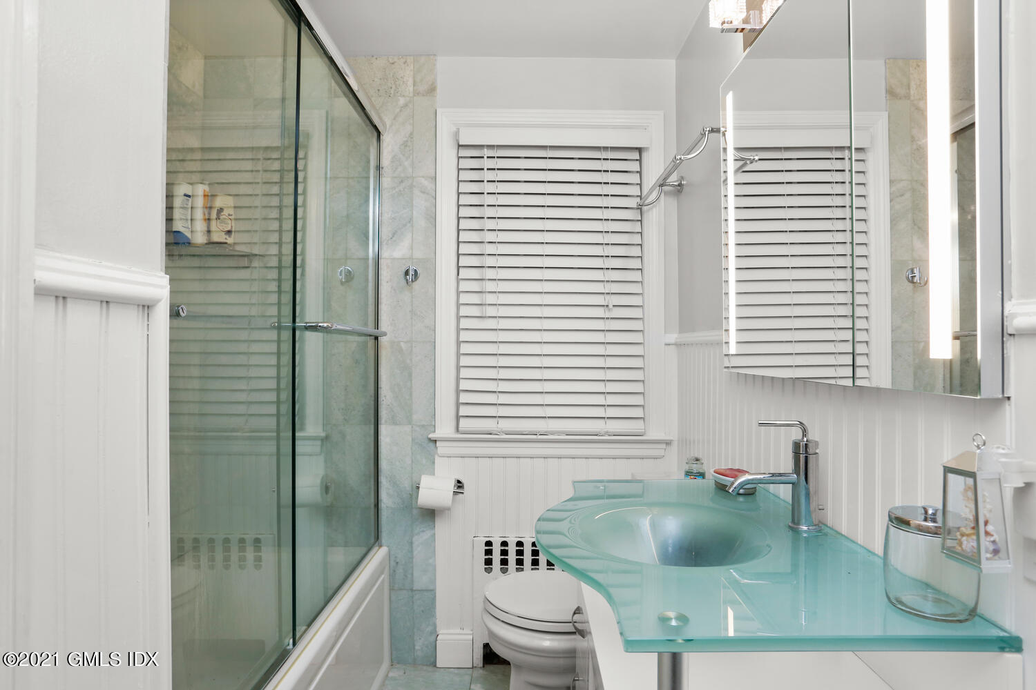 1 Palmer Lane Riverside, CT 06878 - Photo 7 of 15 Master Bathroom (First Floor)