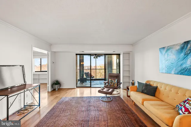 $450,000 | 5902 Mt Eagle Drive, Unit 801, Alexandria, VA 22303