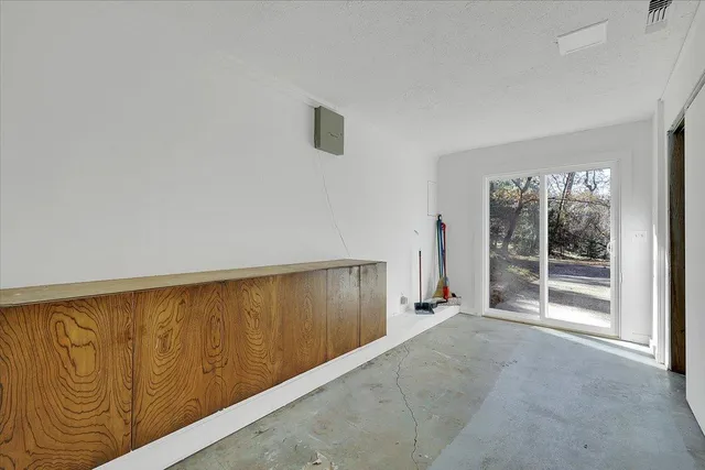 a balcony with mountain view