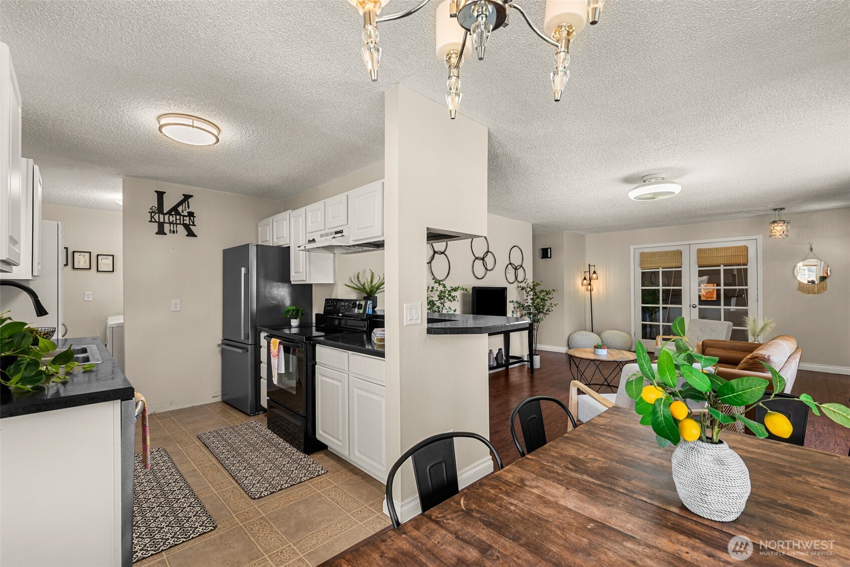 593 Rolfs Place East Wenatchee, WA 98802 - Photo 6 of 40