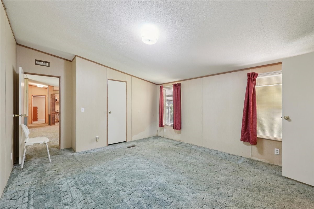 6505 County Road 200 Brookeland, TX 75931 - Photo 23 of 34 a view of an empty room