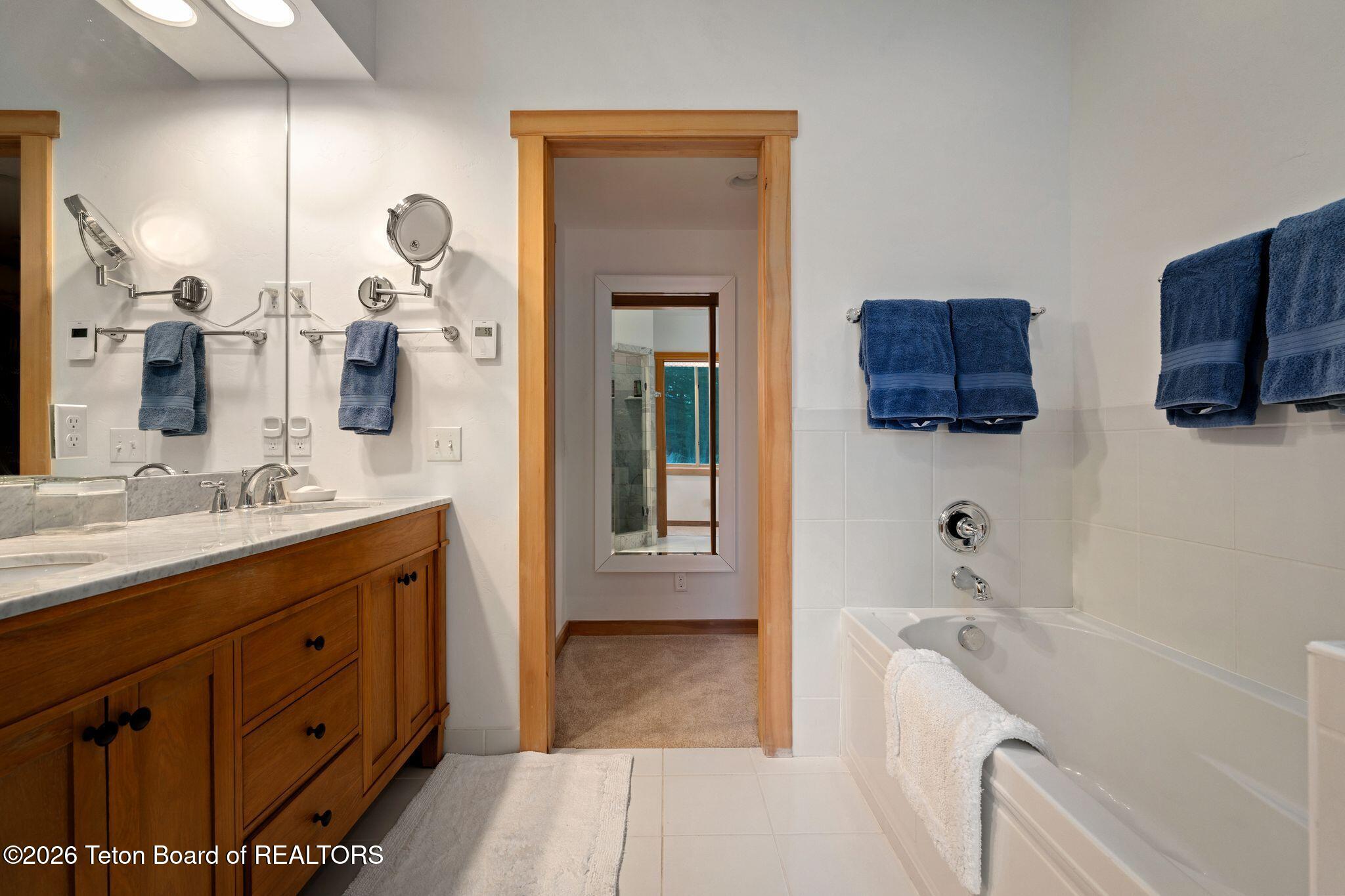 5450 Dry Henderson Road Victor, ID 83455 - Photo 21 of 40 Primary Bath