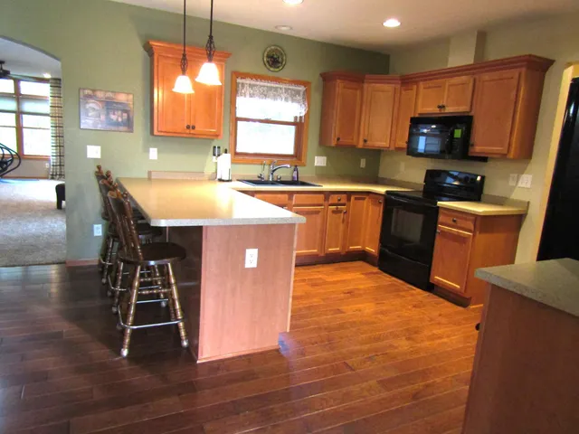 $449,000 | 4378 Highway 212, Montevideo, MN 56265