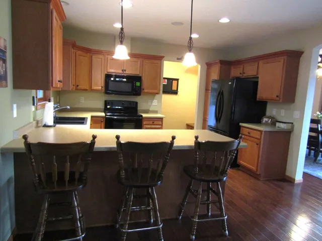 $449,000 | 4378 Highway 212, Montevideo, MN 56265