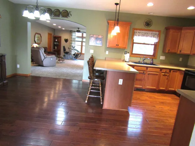 $449,000 | 4378 Highway 212, Montevideo, MN 56265