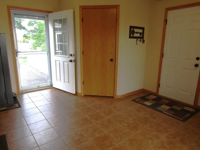 $449,000 | 4378 Highway 212, Montevideo, MN 56265