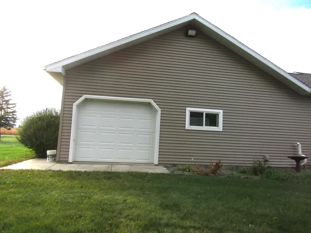 $449,000 | 4378 Highway 212, Montevideo, MN 56265
