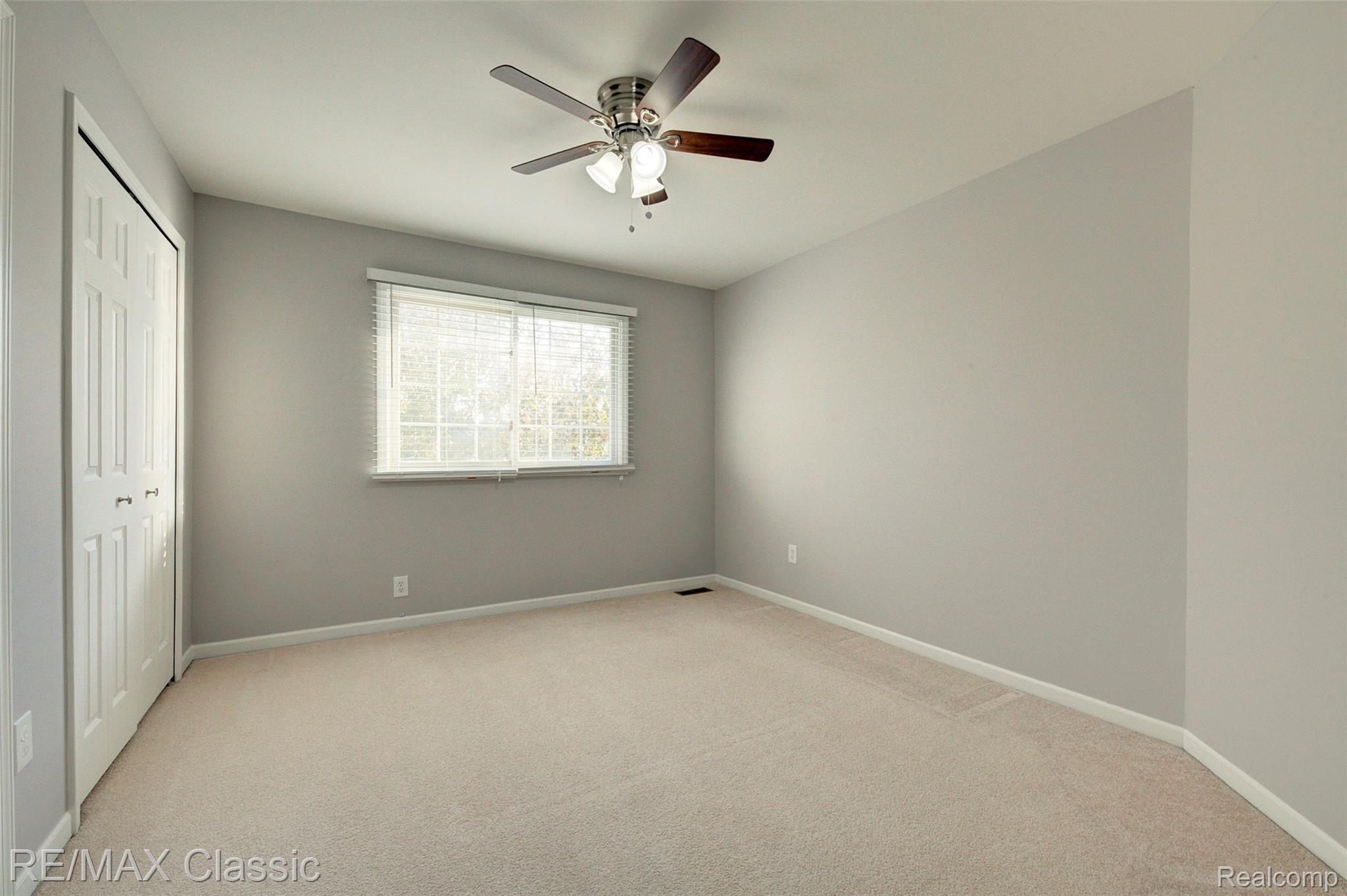 1014 Pointe Pl Boulevard Rochester, MI 48307 - Photo 65 of 80 930A3396_7_8.jpg