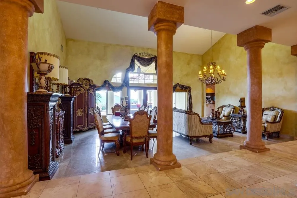 15853 Broad Oaks Road El Cajon, CA 92021 - Photo 6 of 25 Gallery Image 6