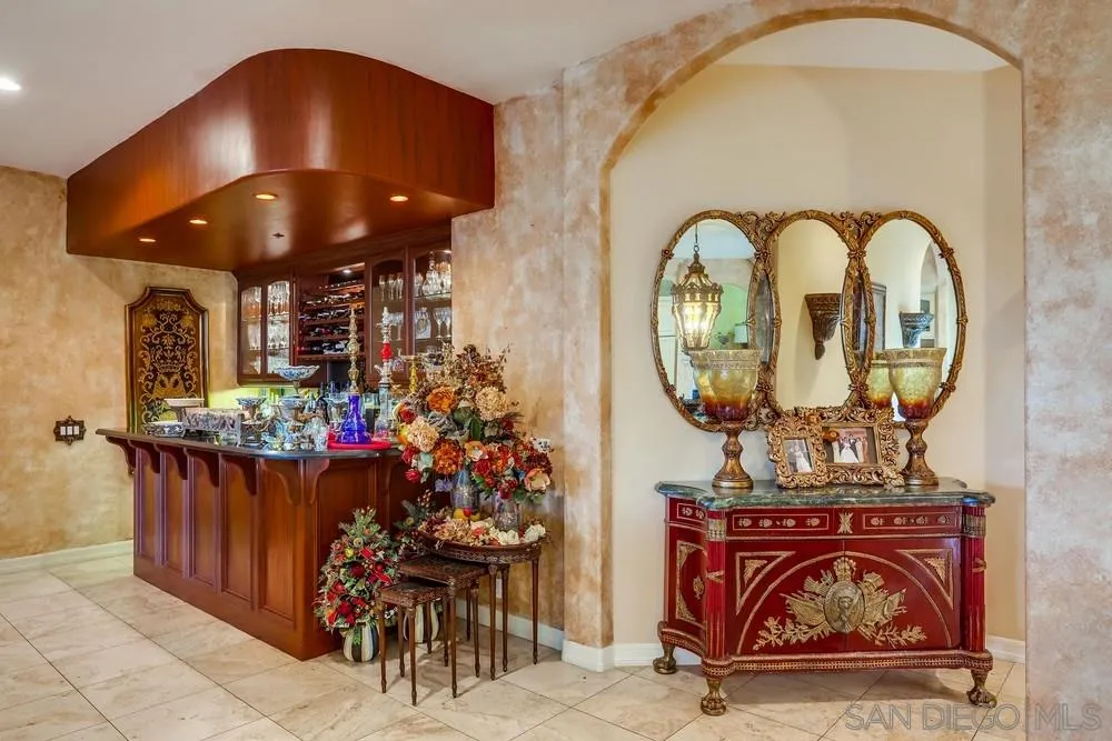 15853 Broad Oaks Road El Cajon, CA 92021 - Photo 9 of 25 Gallery Image 9