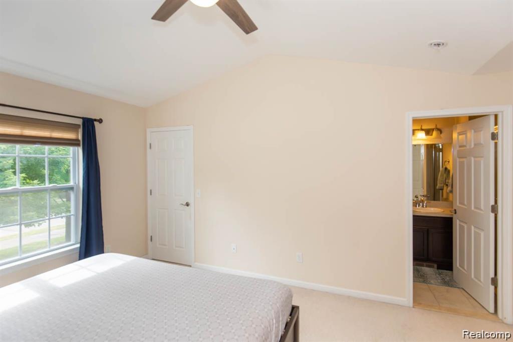 41578 Mitchell Road Novi, MI 48377 - Photo 27 of 46 27.jpg