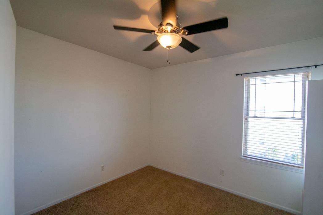 1092 Walnut Avenue, Unit 214D Riverside, IA 52327 - Photo 9 of 27 Gallery Image 9