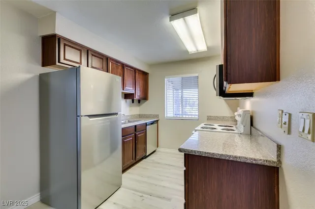 $1,100 | 5081 River Glen Drive, Unit 114, Las Vegas, NV 89103