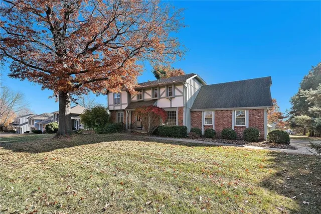 $430,000 | 10517 West 102nd Terrace, Overland Park, KS 66214