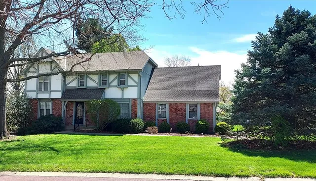 $430,000 | 10517 West 102nd Terrace, Overland Park, KS 66214