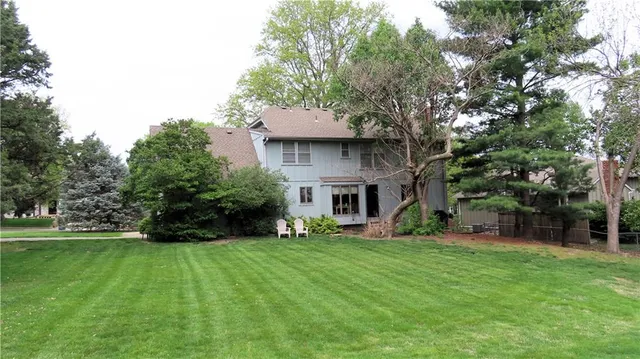 $430,000 | 10517 West 102nd Terrace, Overland Park, KS 66214