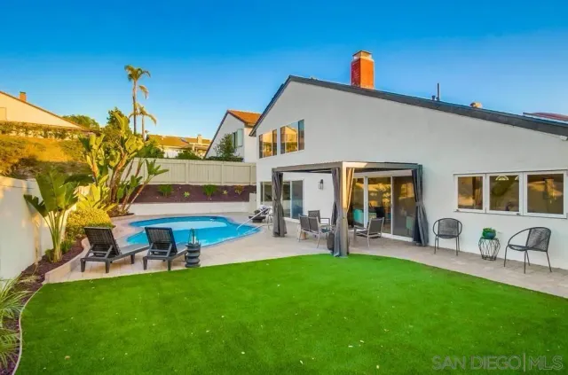 $1,789,000 | 10726 Vista Valle Drive, San Diego, CA 92131