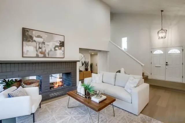 $1,789,000 | 10726 Vista Valle Drive, San Diego, CA 92131