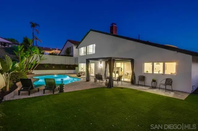 $1,789,000 | 10726 Vista Valle Drive, San Diego, CA 92131