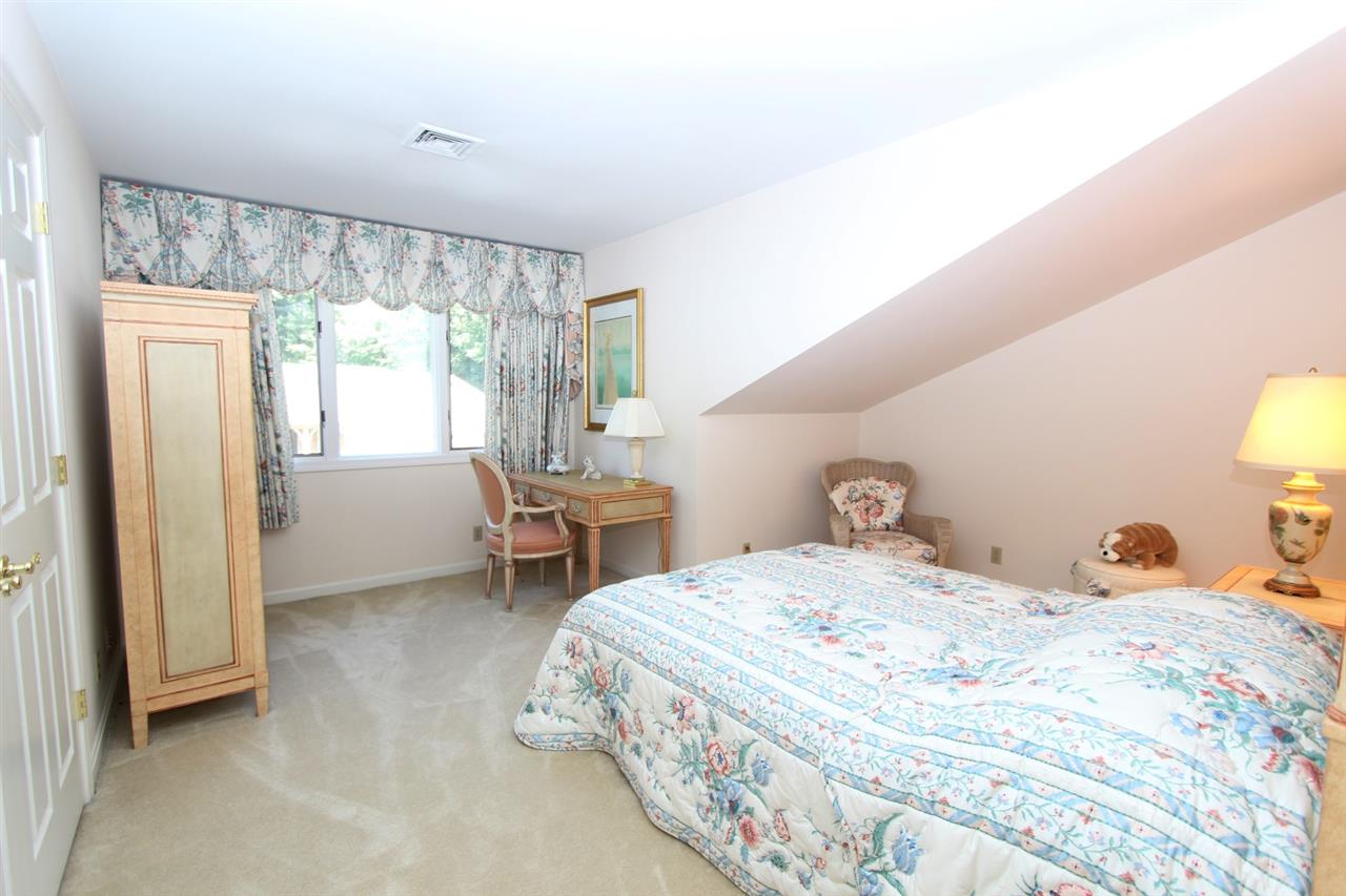 1326 Timberlake Road Evansville, IN 47710 - Photo 22 of 27 Gallery Image 22