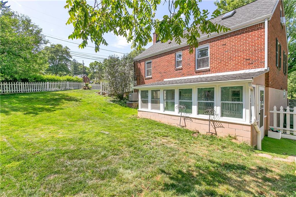 7 Ruthfred Drive Pittsburgh, PA 15241 - Photo 3 of 29 Gallery Image 3