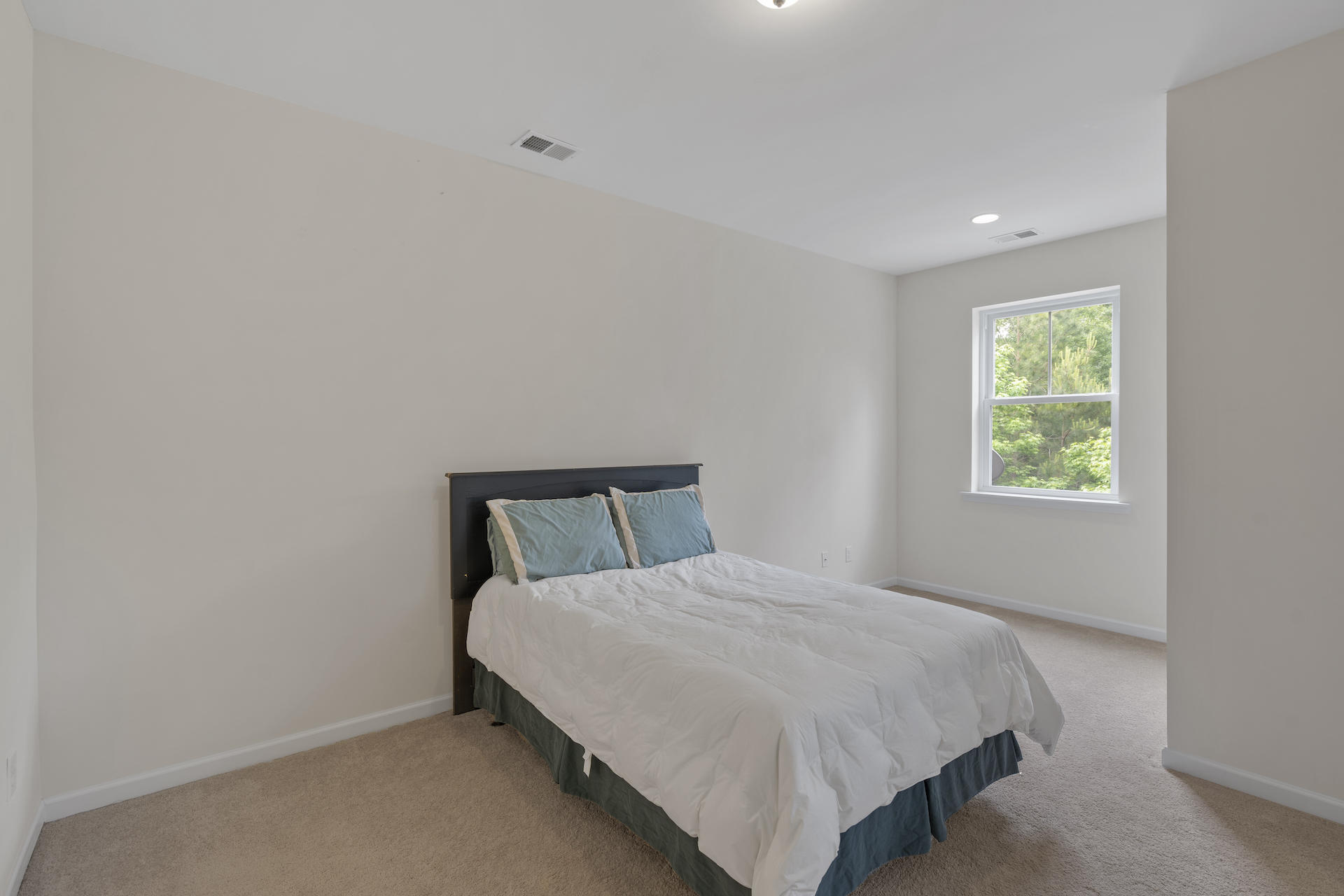 1239 Dingle Road Mount Pleasant, SC 29466 - Photo 20 of 28 SDH02093