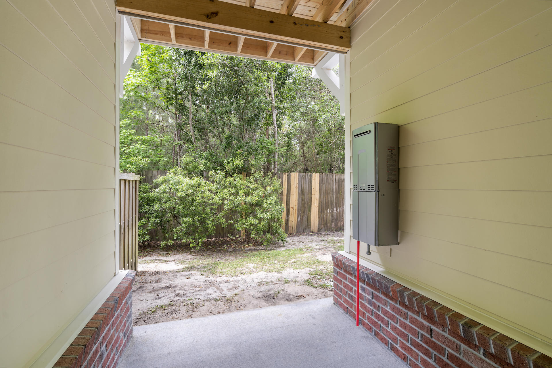 1239 Dingle Road Mount Pleasant, SC 29466 - Photo 26 of 28 SDH02111