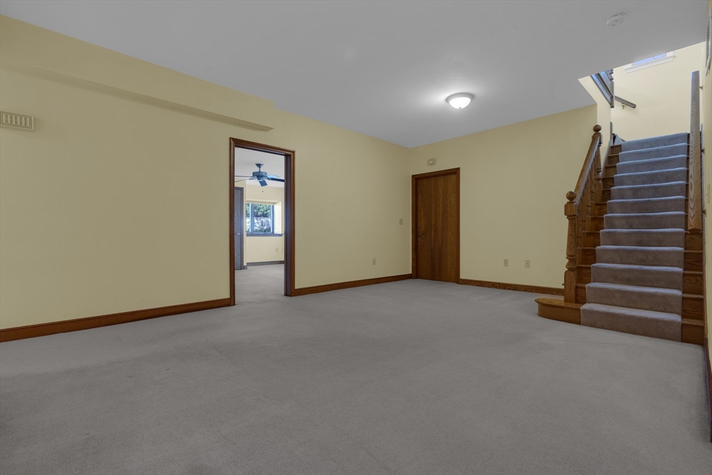 52 Rayburn Road Belmont, MA 02478 - Photo 17 of 18
