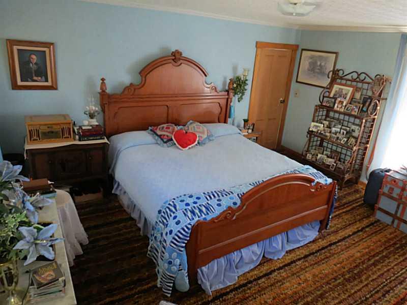 195 Smith Creek Road Spraggs, PA 15362 - Photo 9 of 25 Master Bedroom. Master Bedroom...