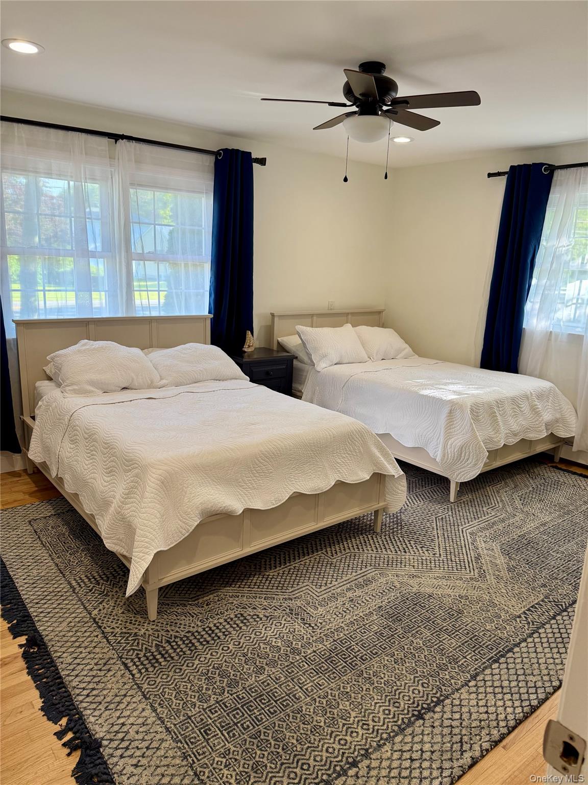 129 Lynncliff Road Hampton Bays, NY 11946 - Photo 17 of 24