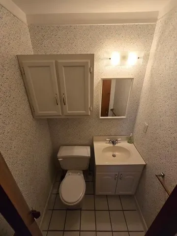 $2,000 | 15935 Foch Street, Livonia, MI 48154