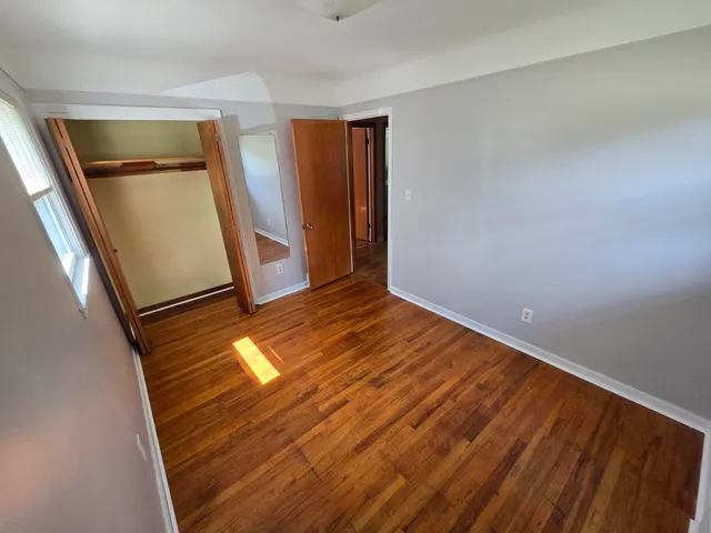 $2,000 | 15935 Foch Street, Livonia, MI 48154