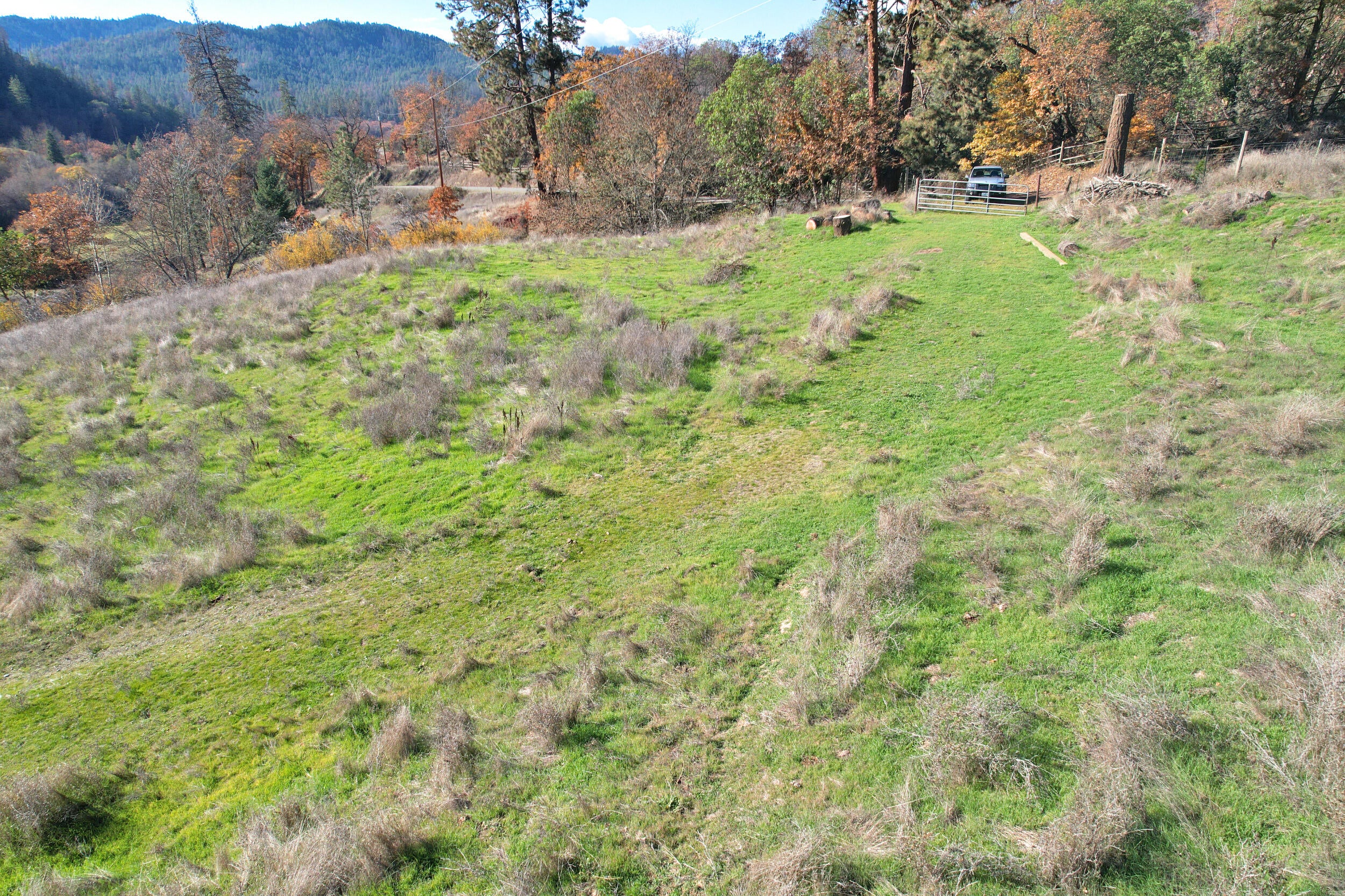 entry to property on NW section