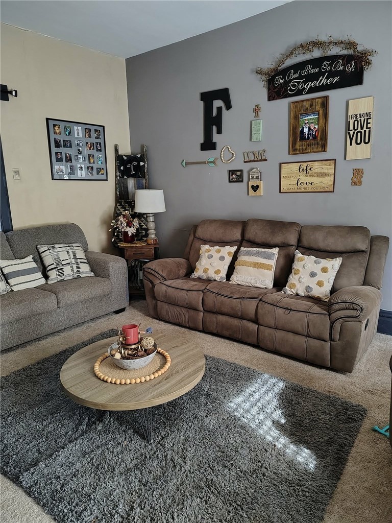 952 West Packard Street Decatur, IL 62522 - Photo 3 of 15