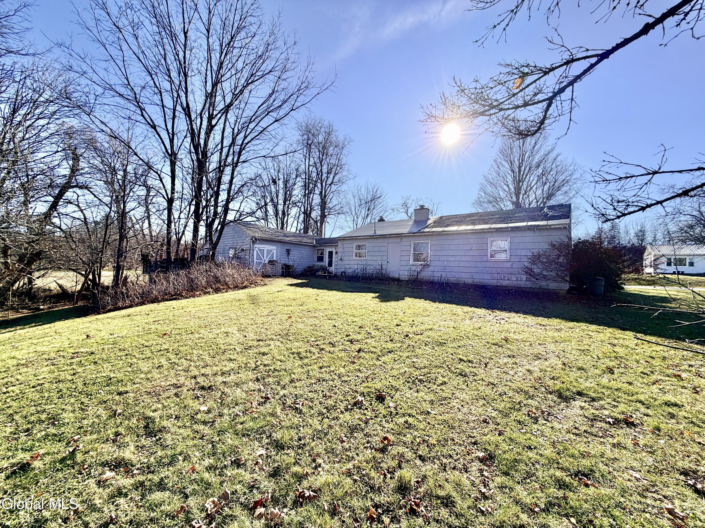 127 Sulphur Springs Road Florida, NY 12010 - Photo 4 of 21 IMG_0774