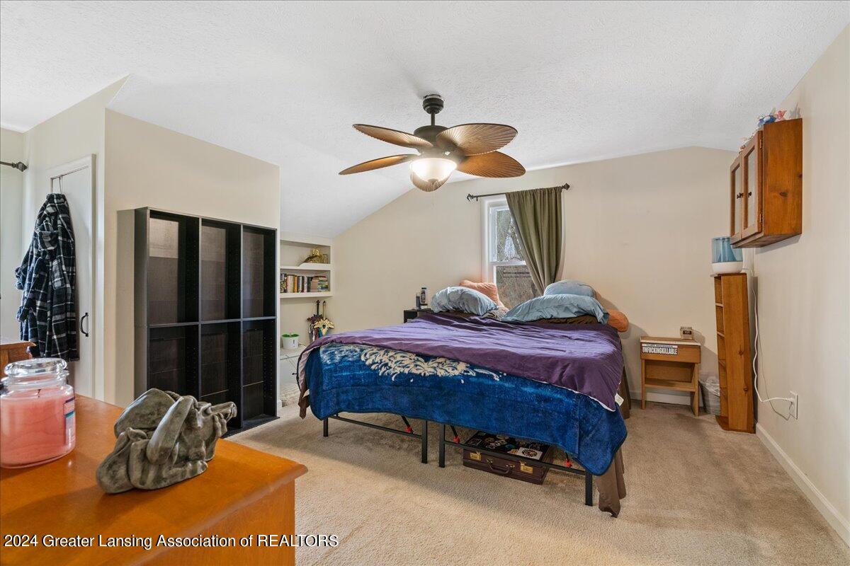 3011 North Aurelius Road Lansing, MI 48910 - Photo 15 of 25 25-Media Jett-16