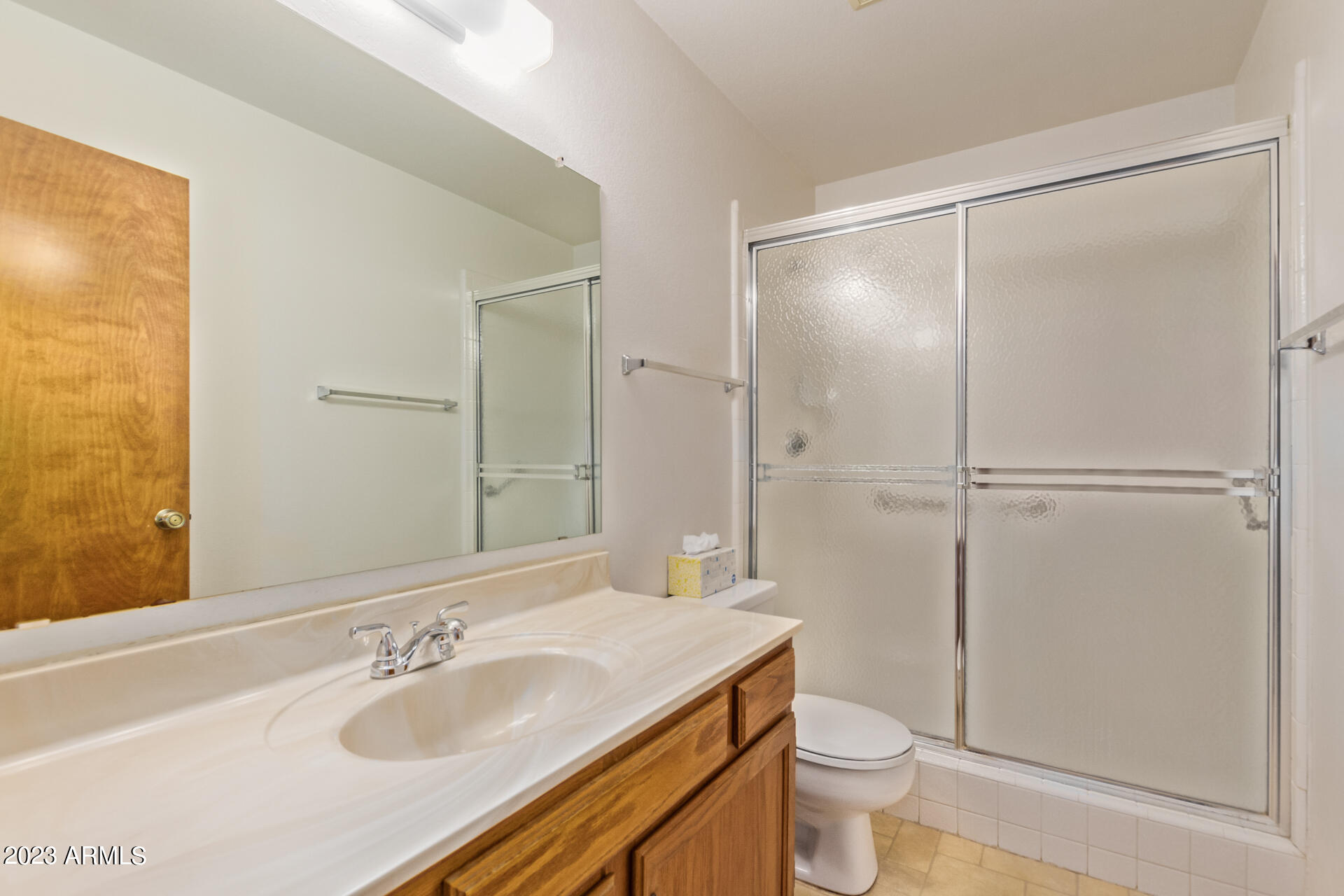 542 South Higley Road, Unit 11 Mesa, AZ 85206 - Photo 13 of 26 Master Bath