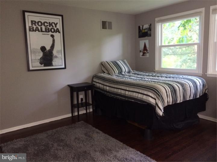 317 Hilltop Road Paoli, PA 19301 - Photo 14 of 20