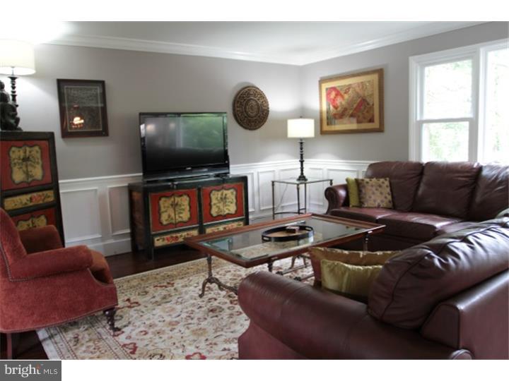 317 Hilltop Road Paoli, PA 19301 - Photo 3 of 20