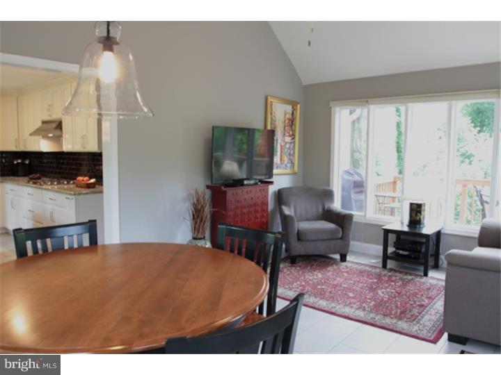 317 Hilltop Road Paoli, PA 19301 - Photo 10 of 20