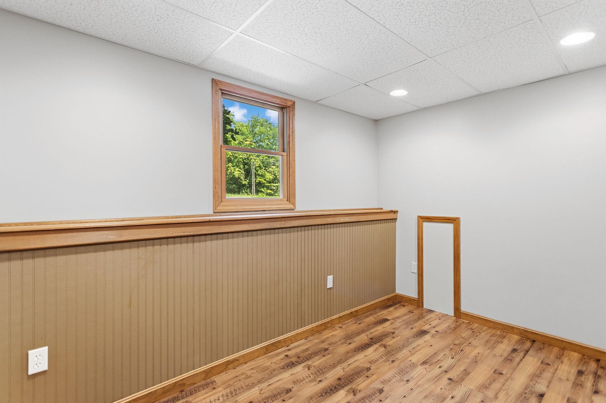 77 Tsienneto Road Derry, NH 03038 - Photo 48 of 57