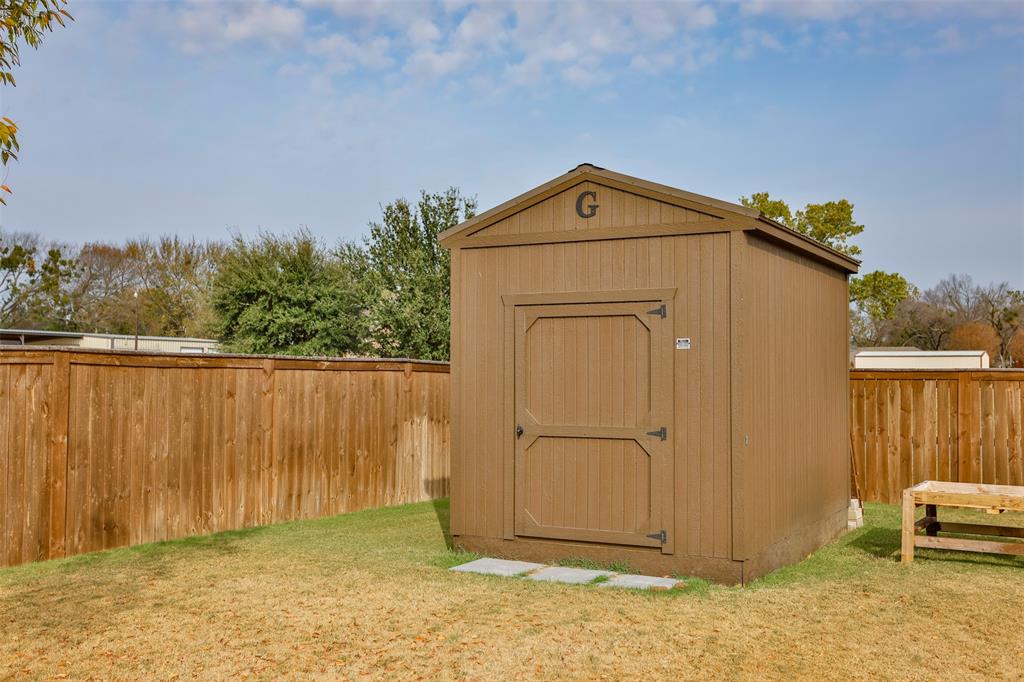 513 Pathfinder Street Collinsville, TX 76233 - Photo 37 of 40