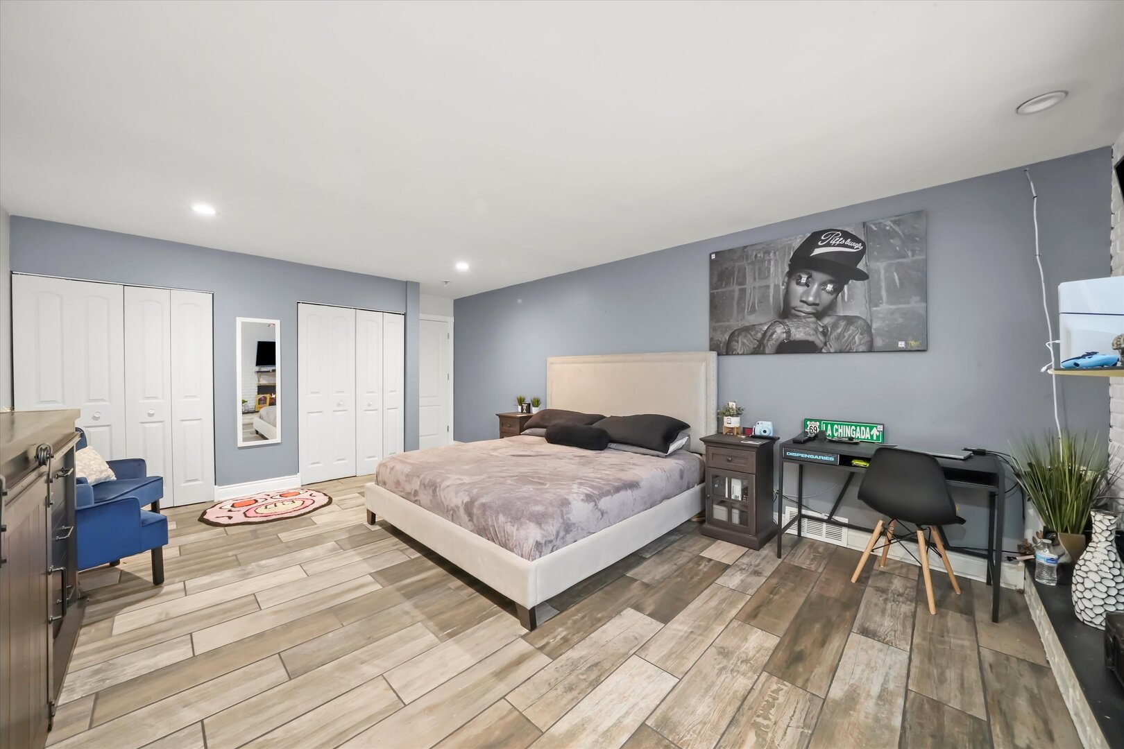 17702 Bernadine Street Lansing, IL 60438 - Photo 34 of 41 a bedroom with a bed and a table